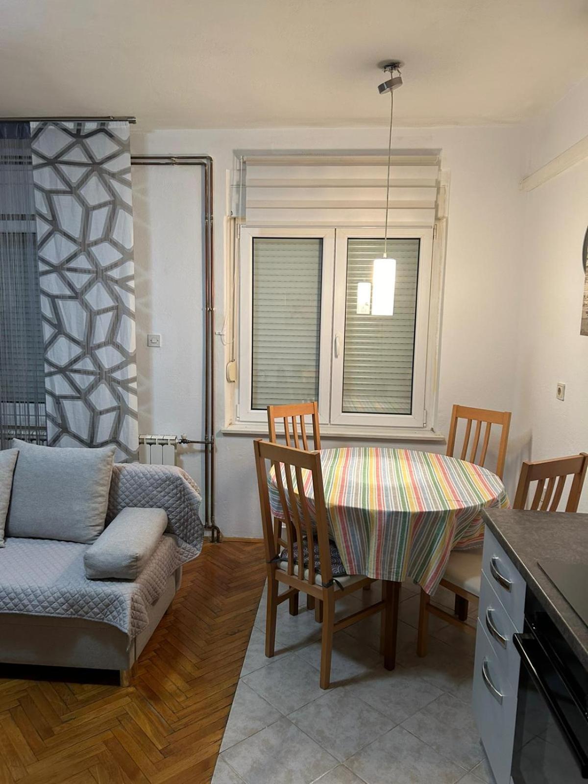 Apartmani Deni Crikvenica Luaran gambar